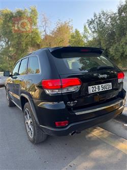 جیپ گراند شیرۆکی